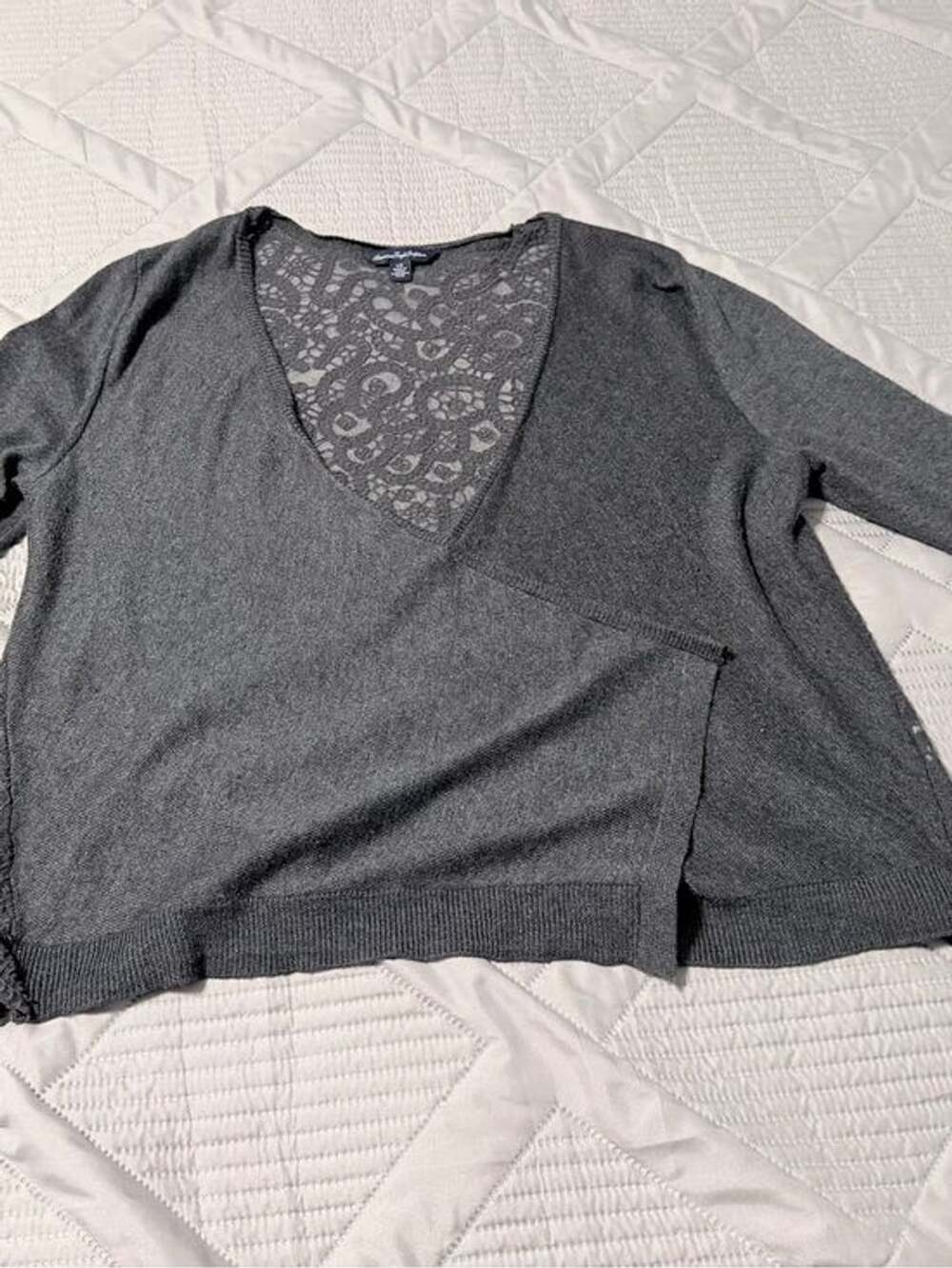 American Eagle Outfitters Gray Lace-Back V-Neck Sweater size Large